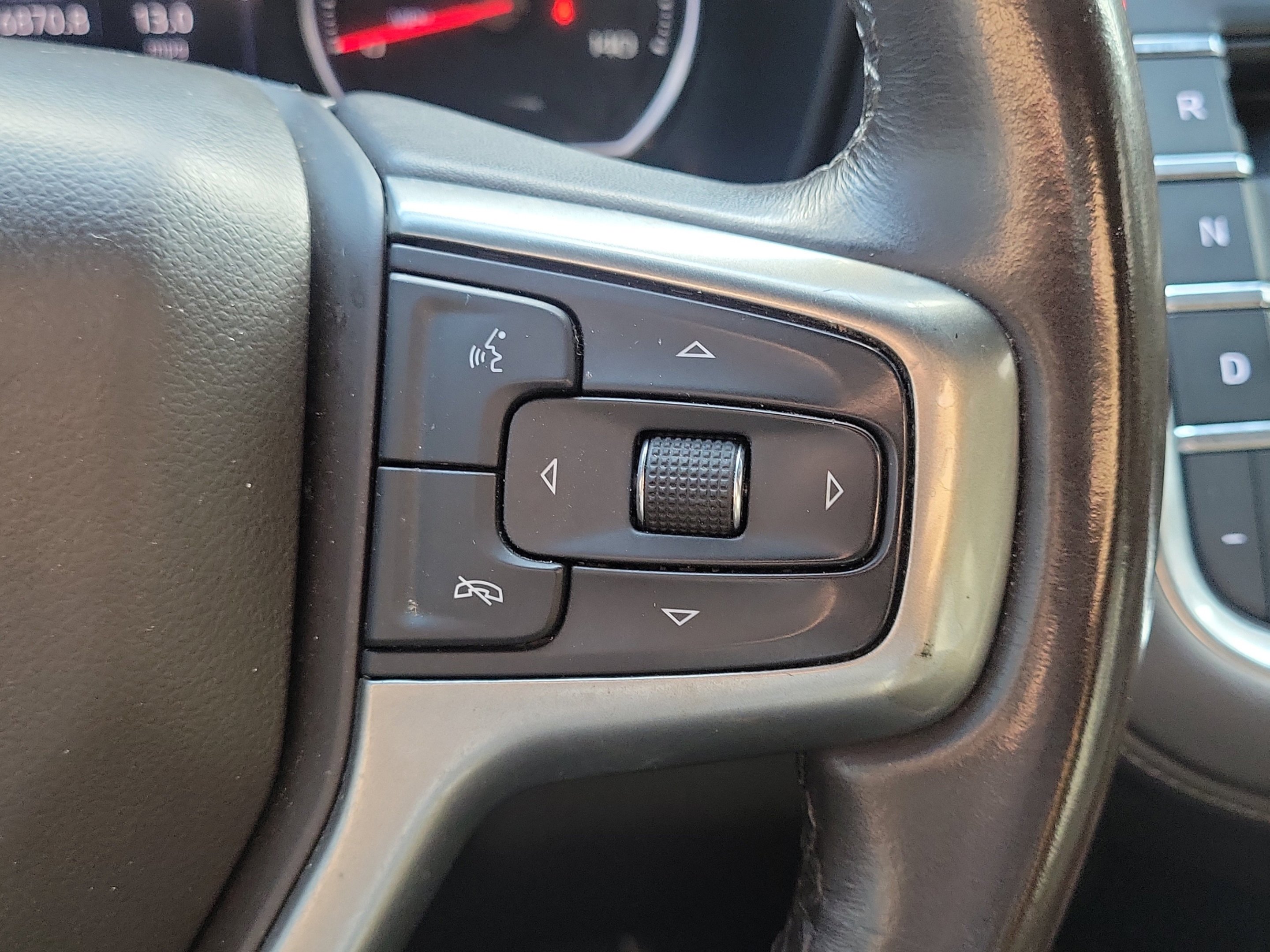 Used 2021 Shadow Gray Metallic Chevrolet LT image 32