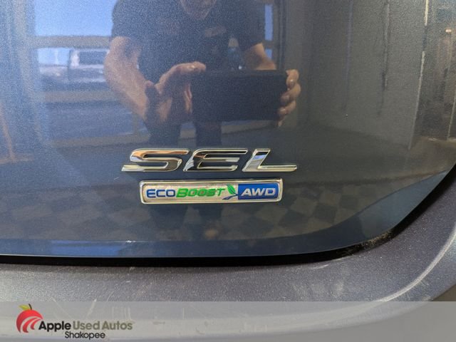 Used 2018 Blue Ford SEL image 8
