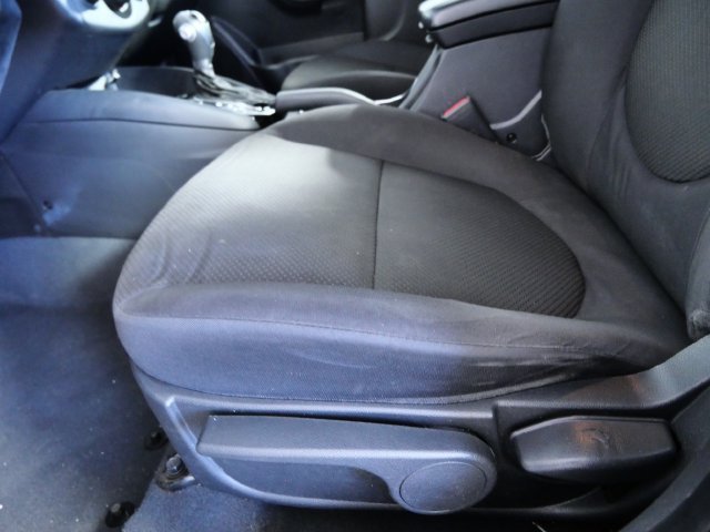 Used 2012 Silver Kia EX image 17