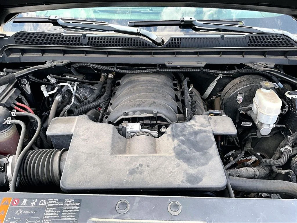 Used 2019 Black Chevrolet LT image 9
