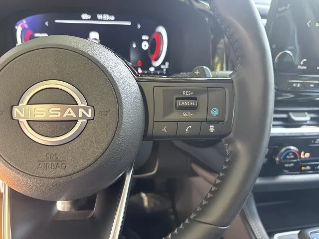 Used 2024 Gray Nissan Platinum image 20