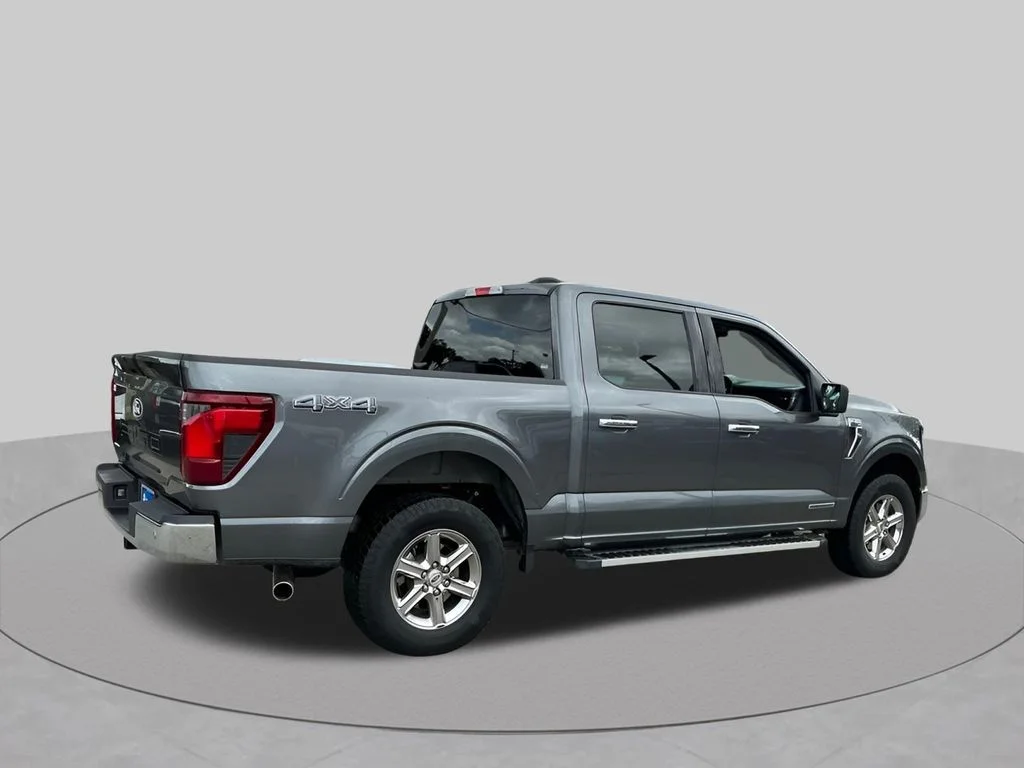 Used 2025 Gray Ford XLT image 7