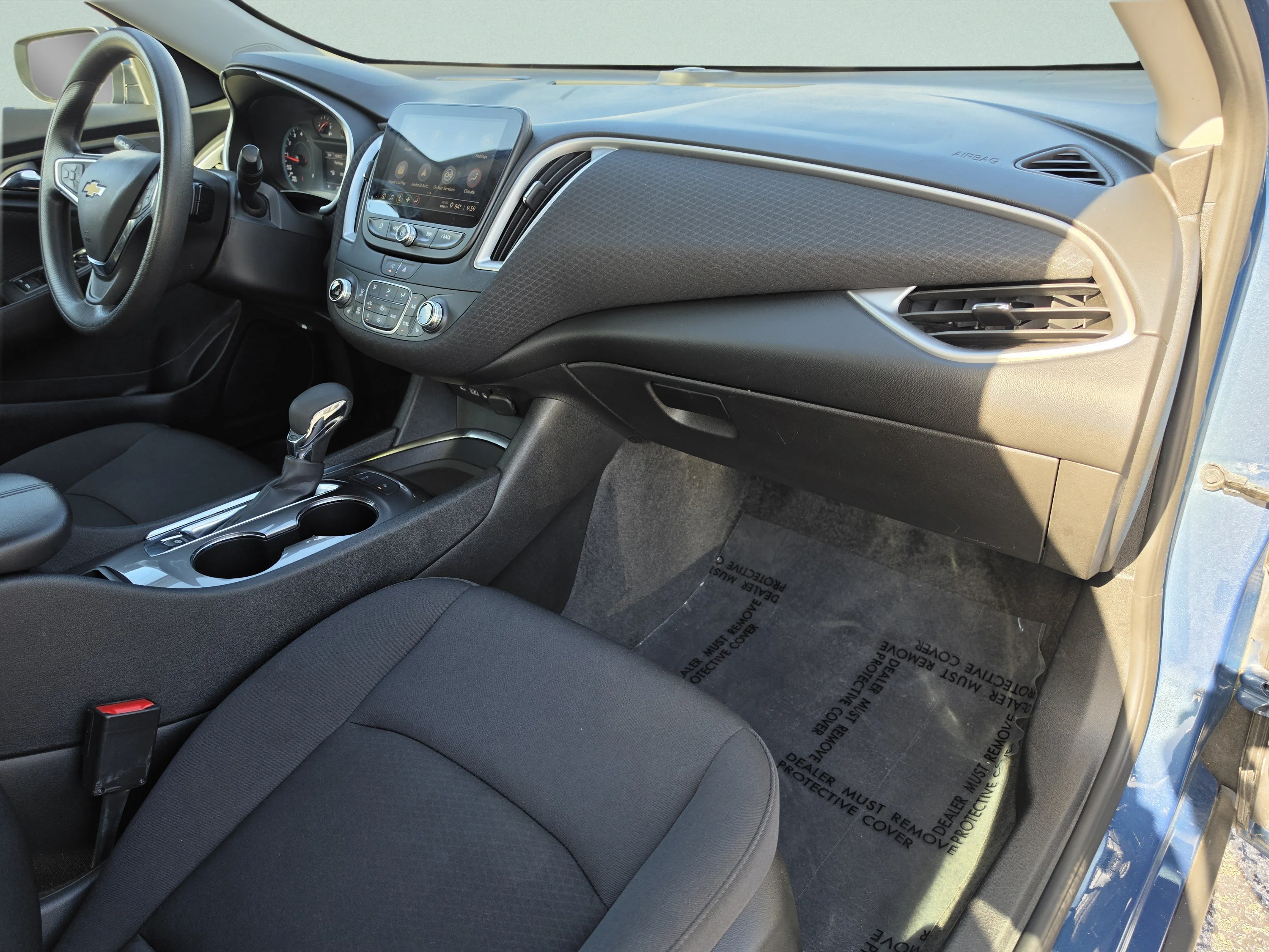 Used 2025 Lakeshore Blue Metallic Chevrolet LT image 16
