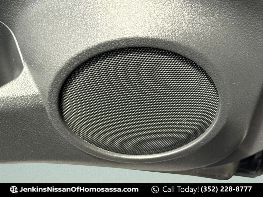 Used 2022 Black Nissan SV image 31