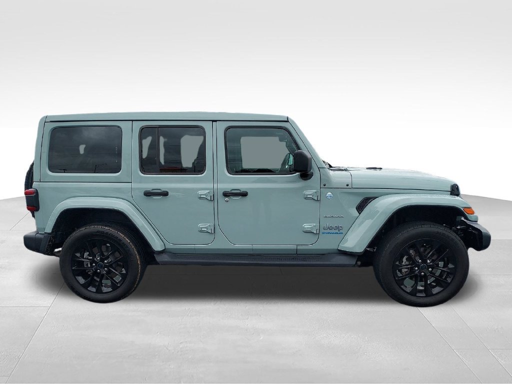 Used 2024 Gray Jeep Sahara 4xe image 6