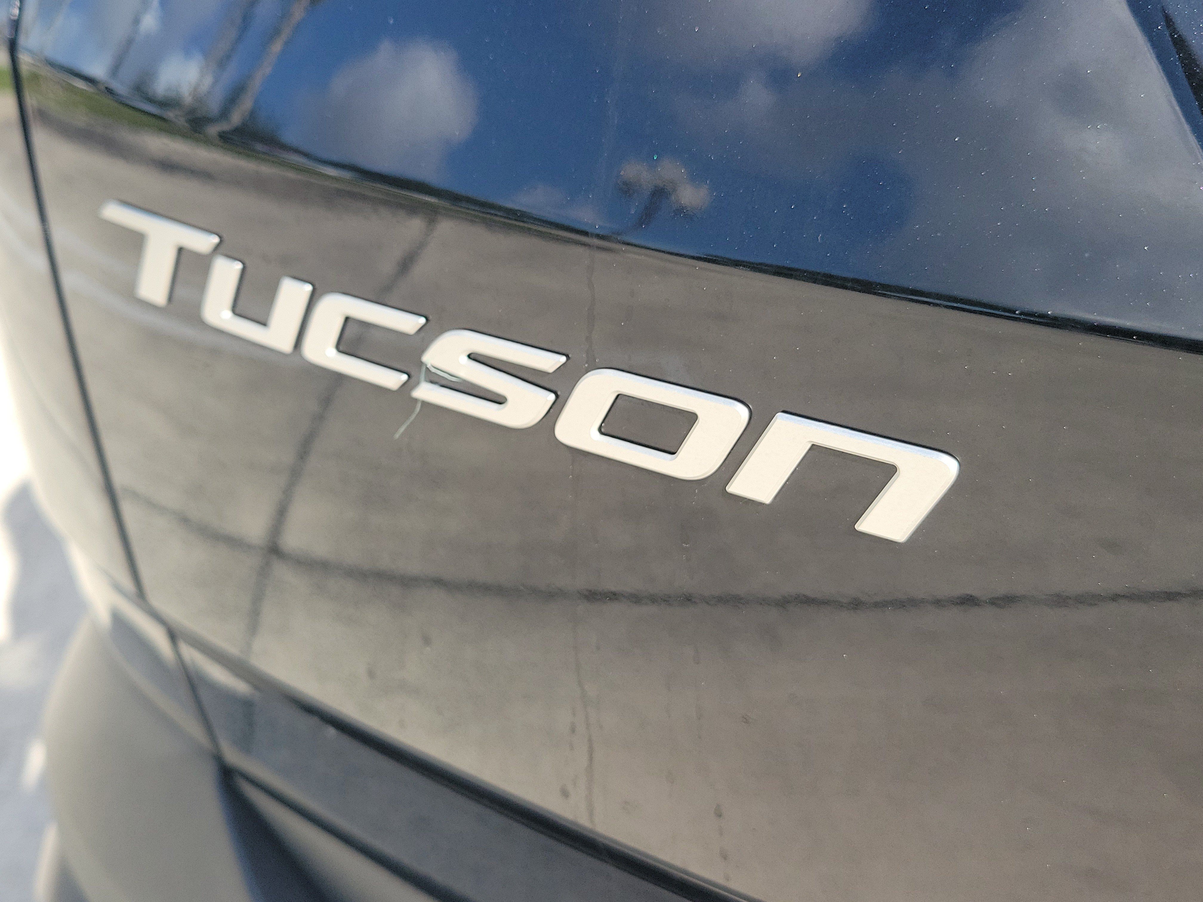Used 2026 Phantom Black Hyundai SEL Premium image 9