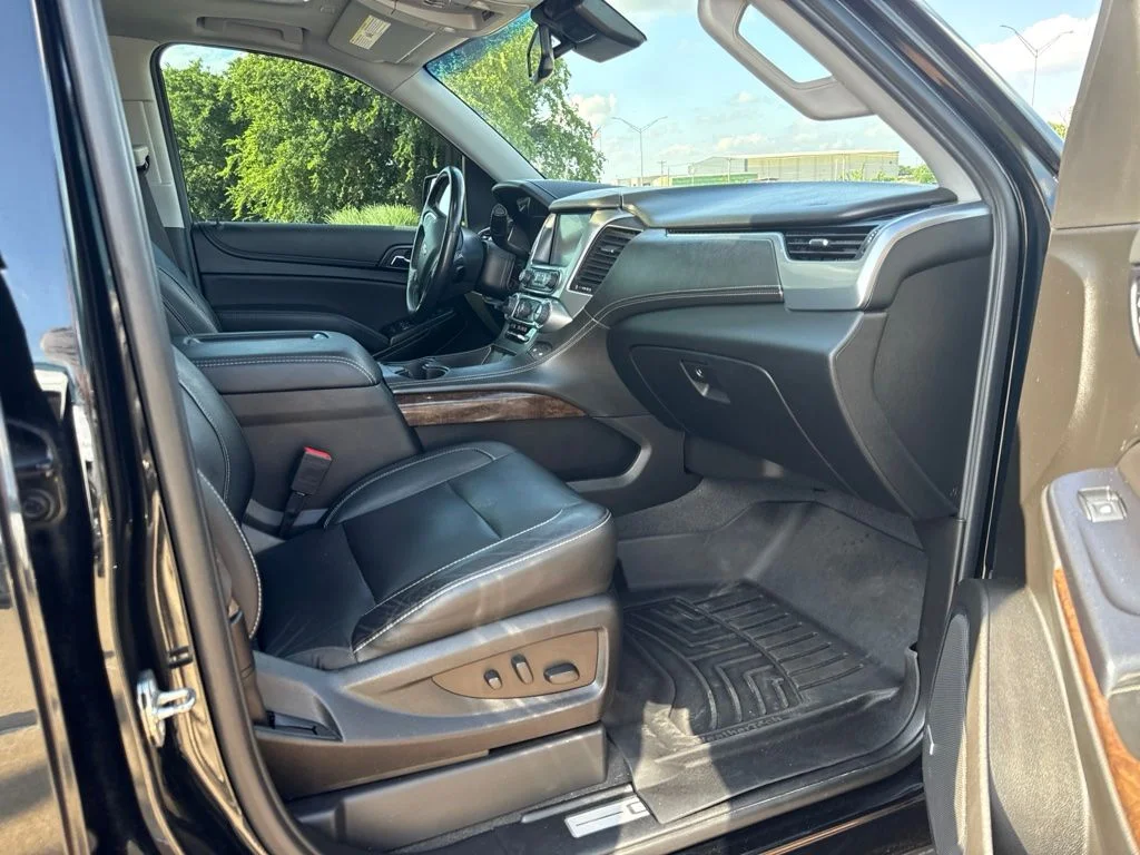 Used 2019 Black Chevrolet LT image 13