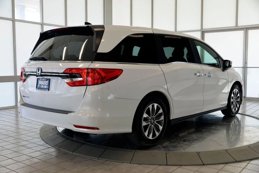 Used 2023 White Honda EX-L image 8