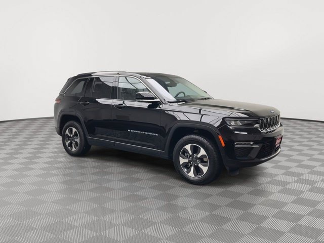 Used 2023 Diamond Black Crystal Pearlcoat Jeep 4X4 image 36
