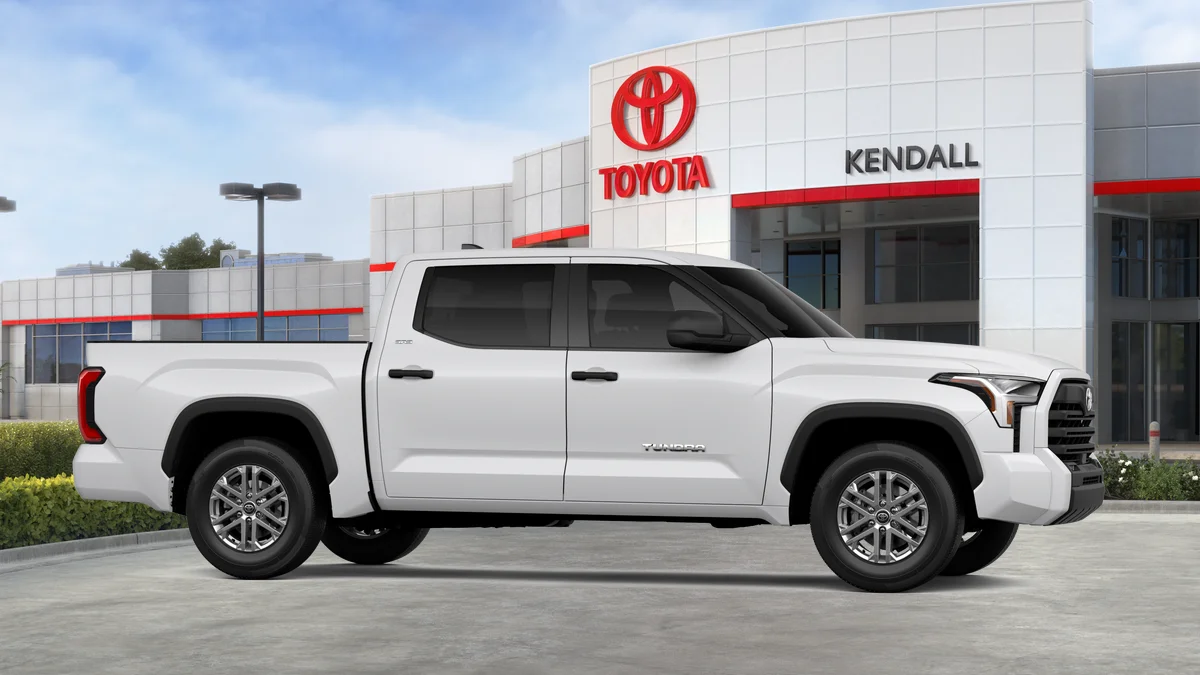 2025 Toyota Tundra SR5 - Photo 35