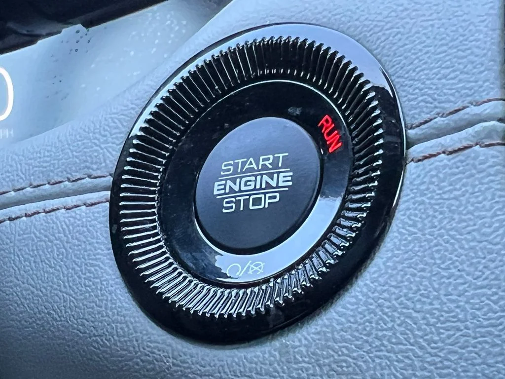 Used 2025 White Jeep Limited image 33