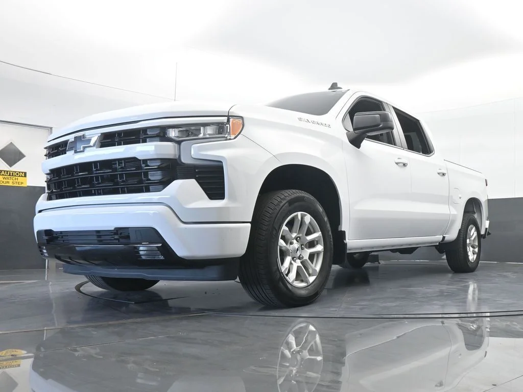 Used 2023 Summit White Chevrolet RST image 55