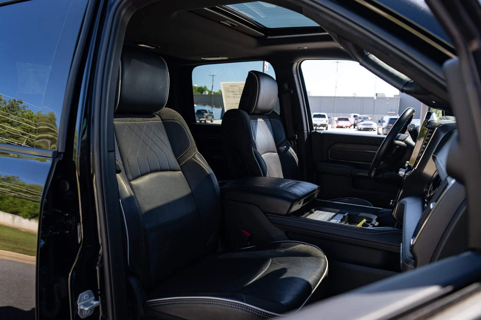 Used 2025 Black Ram Limited image 42