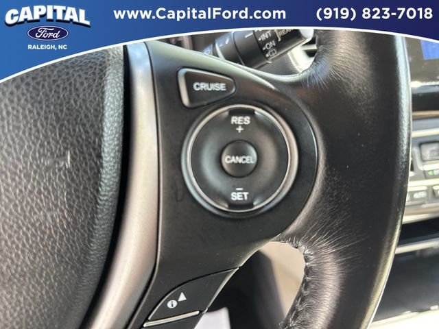 Used 2017  Honda EX-L image 24