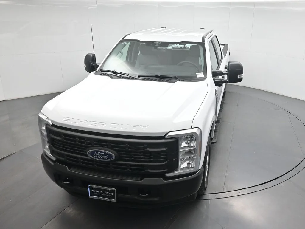 New 2026 White Ford XL image 31