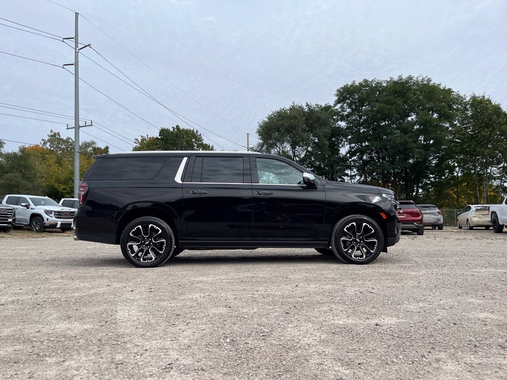Used 2023 BLACK Chevrolet Premier image 6
