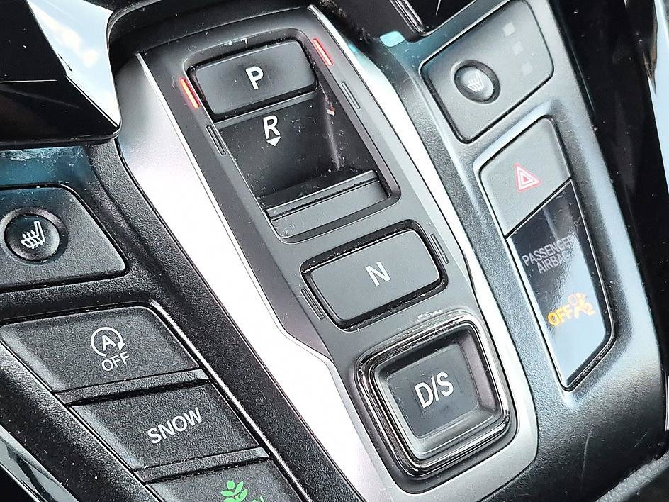 Used 2022 White Honda Touring image 26