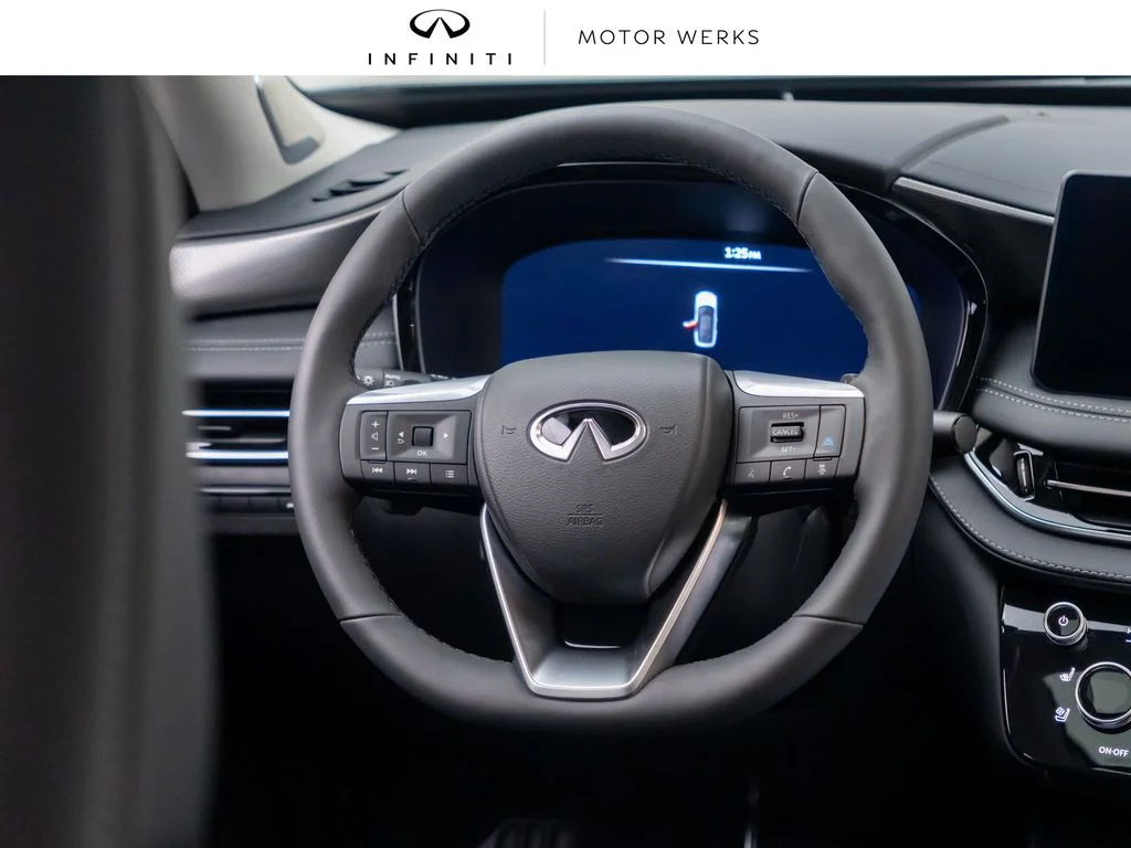 New 2027 DEEP EMERALD INFINITI Luxe AWD image 10