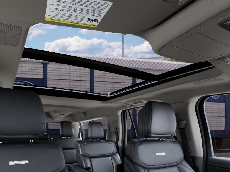 New 2027 Star White Metallic Tri-Coat Ford Platinum image 23