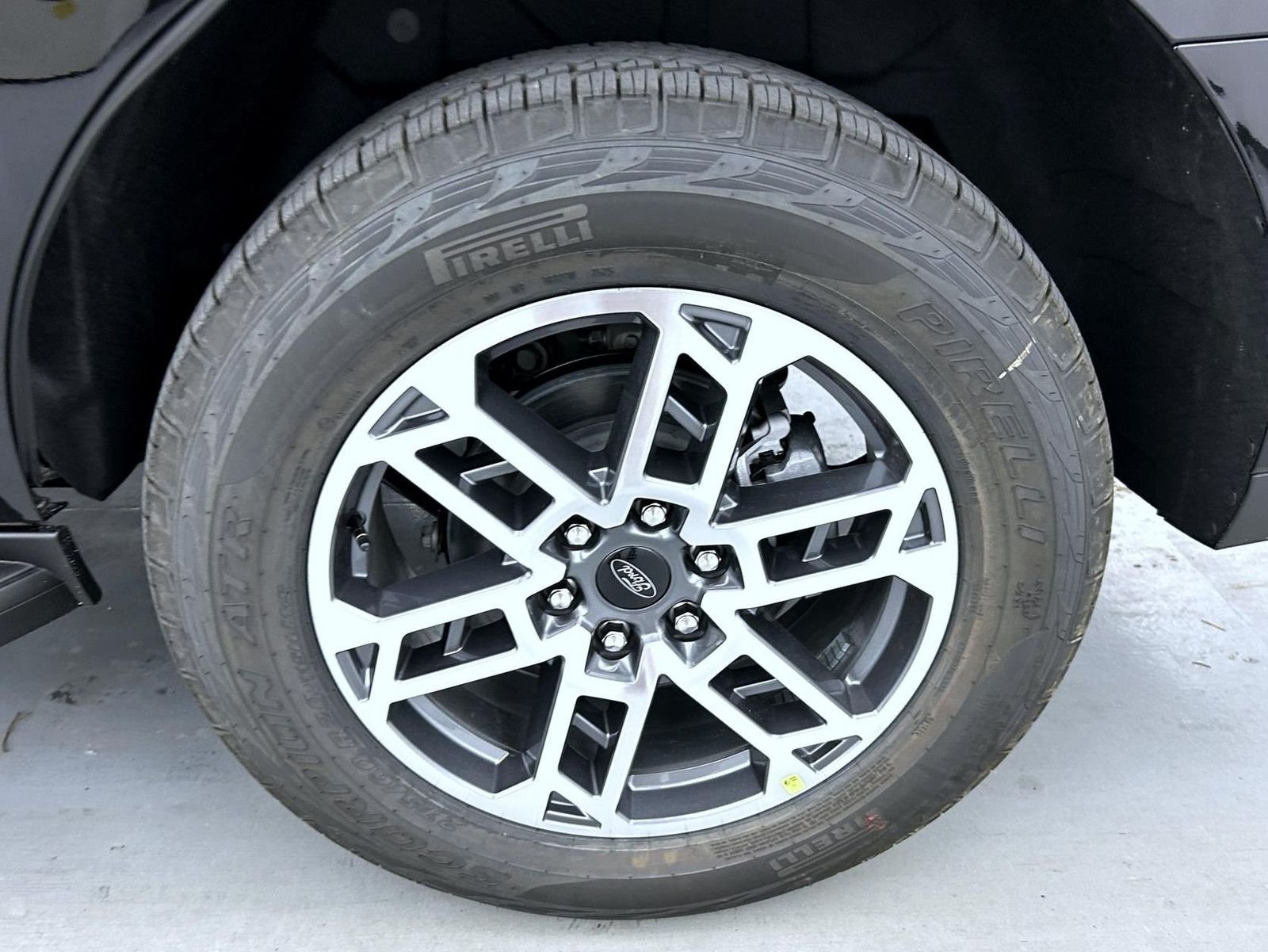 New 2026 Agate Black Metallic Ford Active image 25