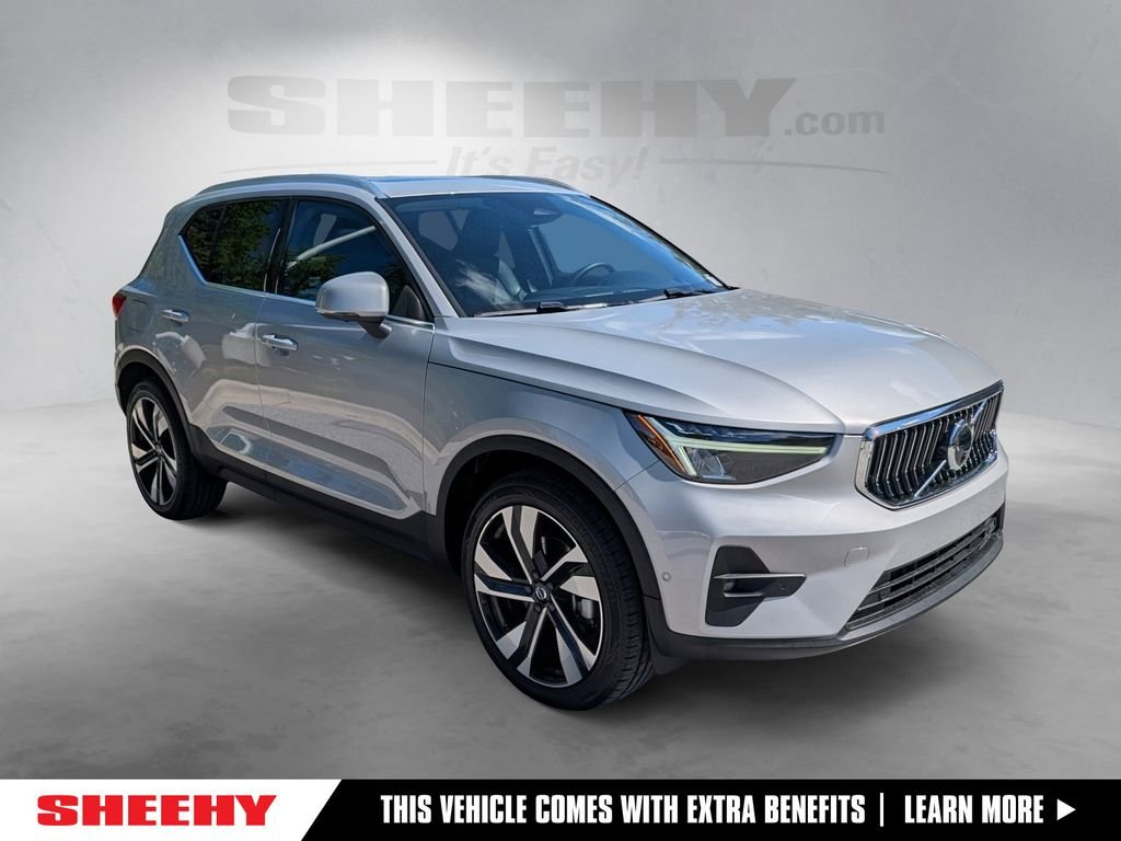 2023 Volvo XC40 B5 Ultimate Bright AWD's photo