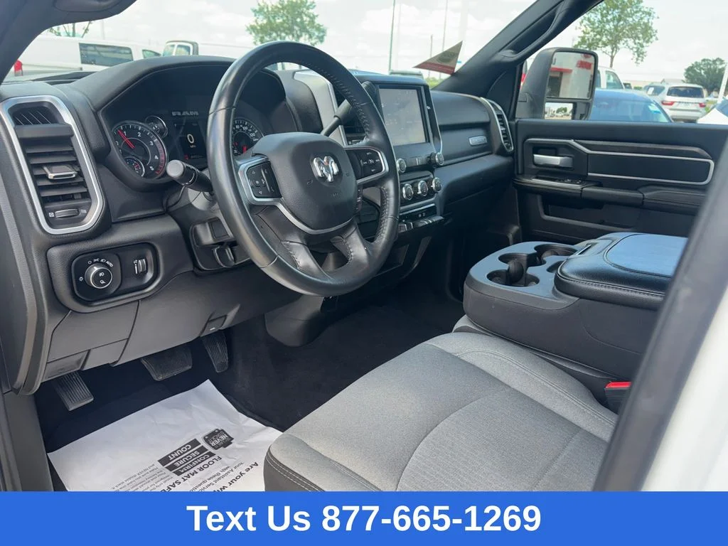 Used 2024 White Ram Big Horn image 6