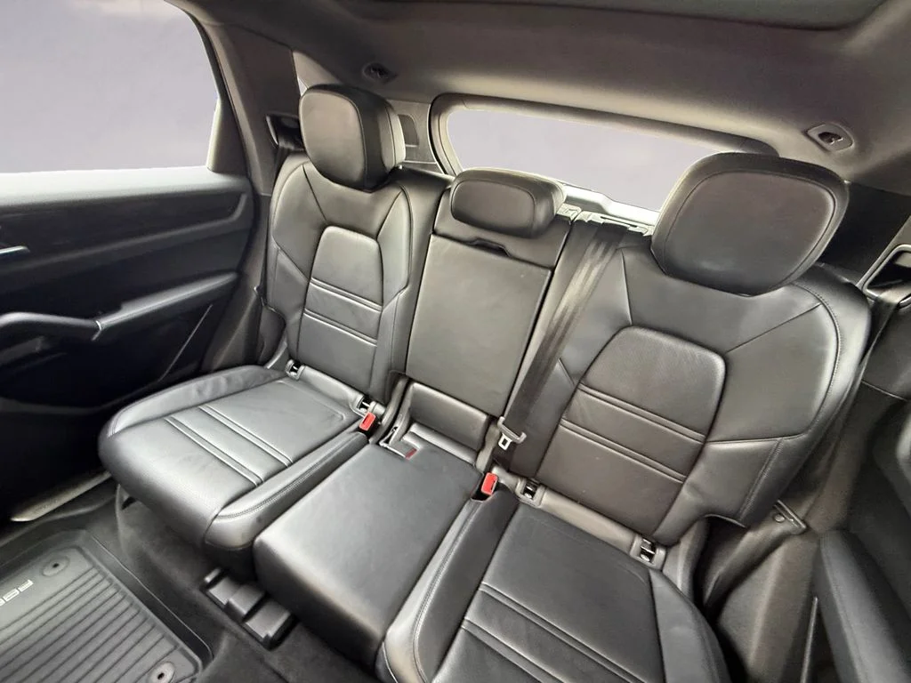 Used 2023  Porsche Platinum Edition image 16