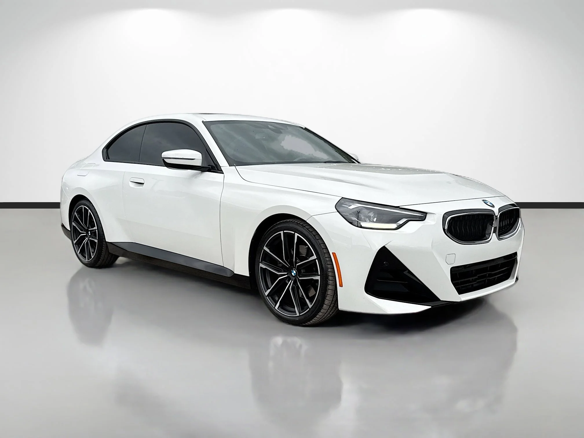 2023 BMW 2 Series 230i Coupe's photo