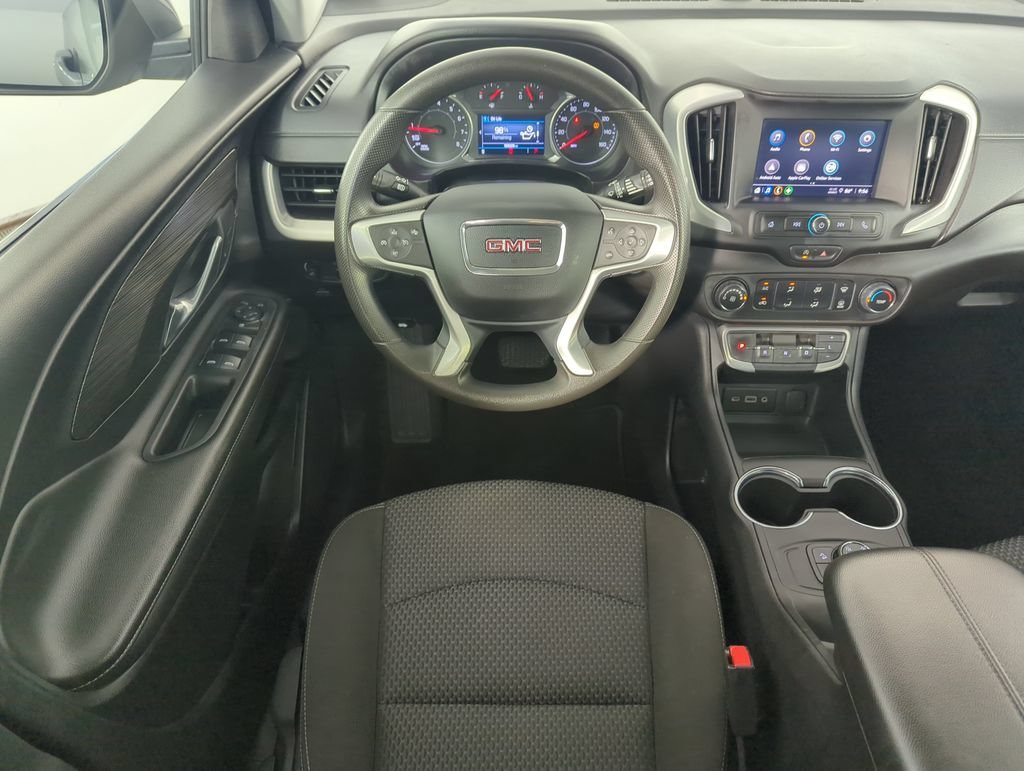 Used 2024 Sterling Metallic GMC SLE image 13