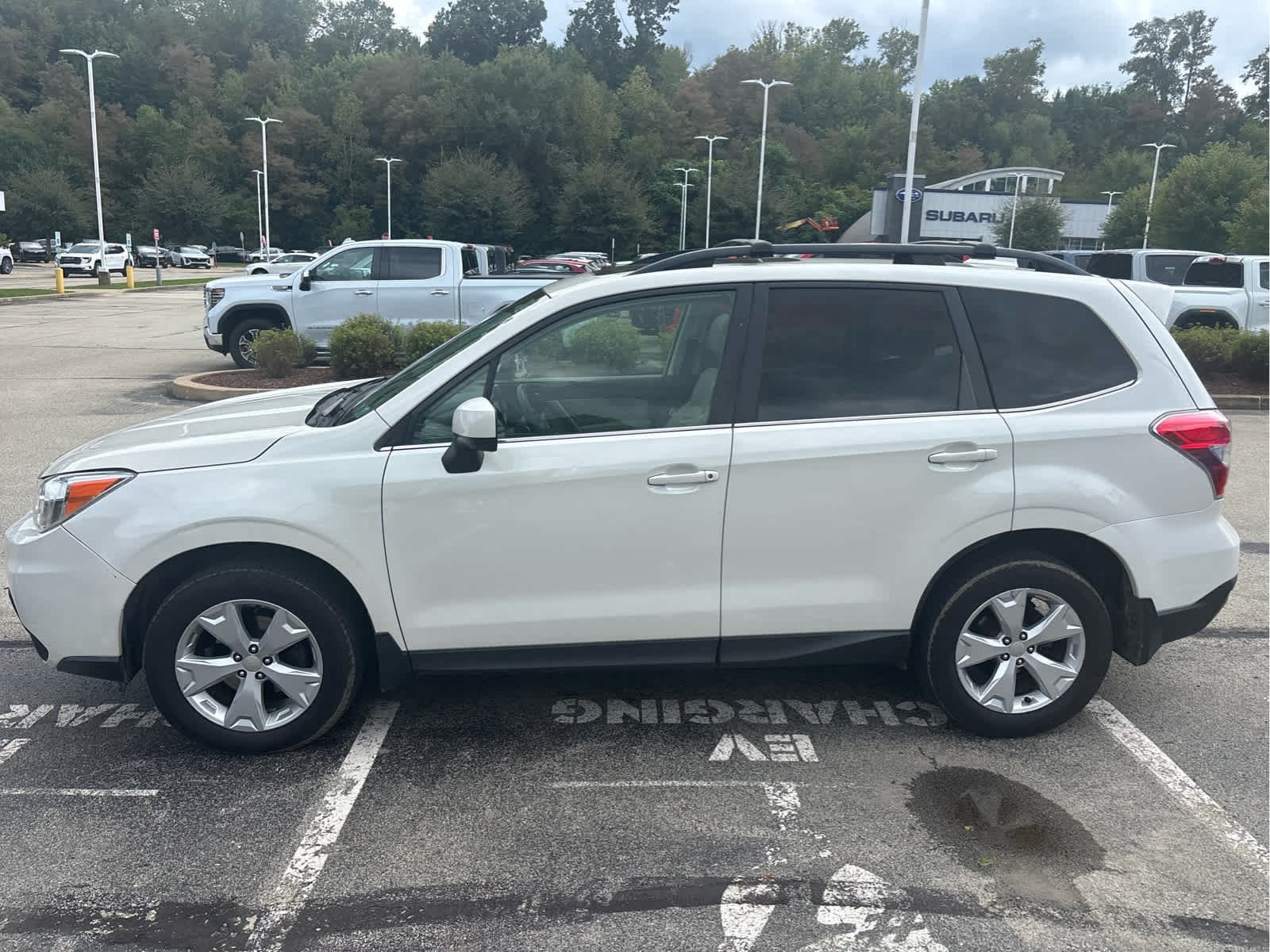Used 2016 Crystal White Pearl Subaru 2.5i Limited image 6