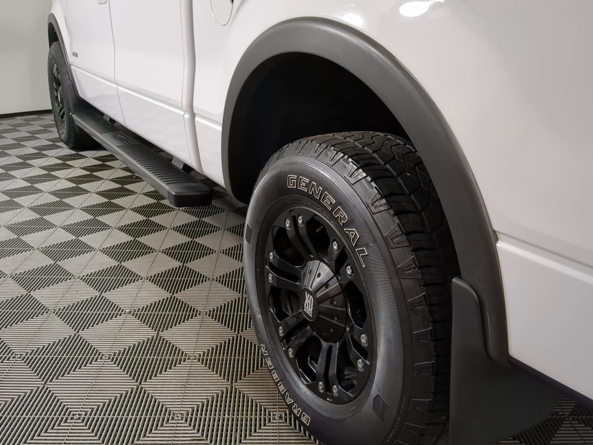Used 2014 White Ford FX4 image 7