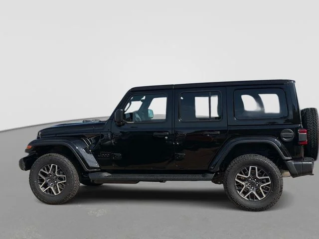 New 2026 Black Clear-Coat Exterior Paint Jeep Sahara image 7
