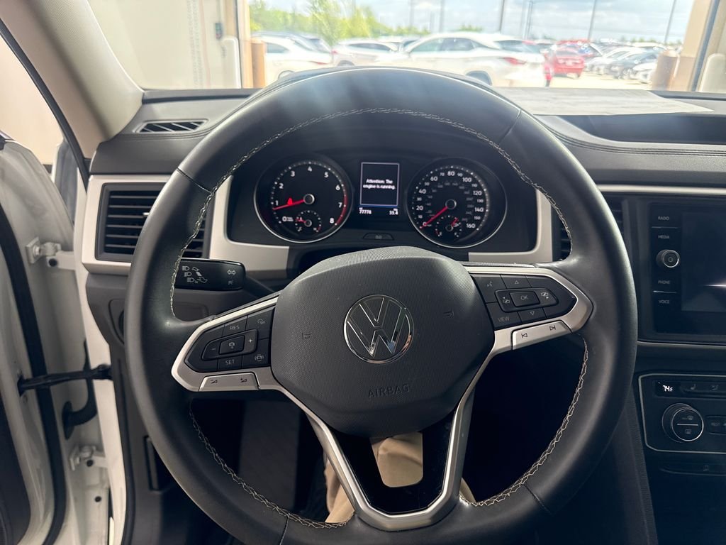 Used 2021 White Volkswagen 3.6L V6 SE w/Technology image 19