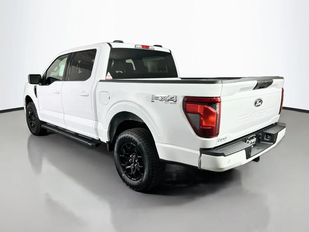 New 2026 Oxford White Ford XLT image 11