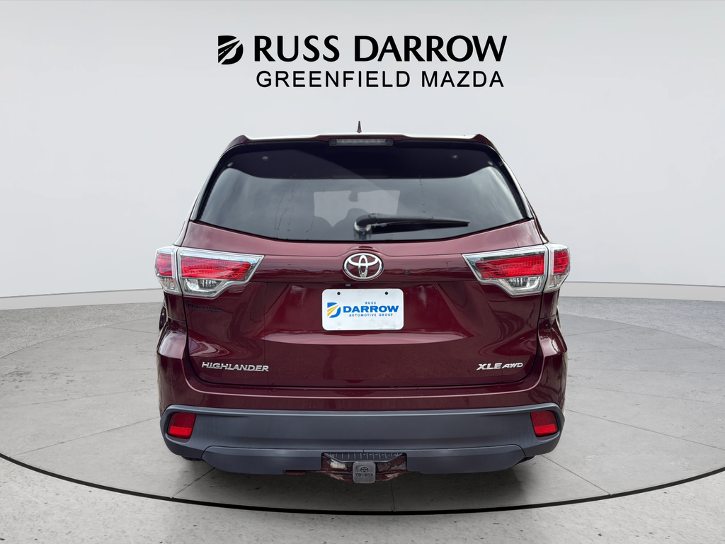 Used 2014 Red Toyota XLE V6 image 4