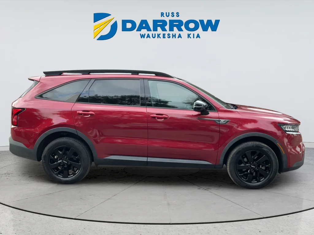 Used 2023 Red Kia X-Line S image 6