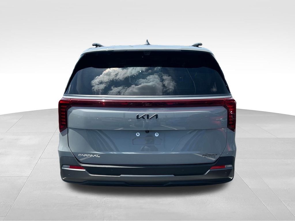 Used 2025 White Kia SX Prestige image 4