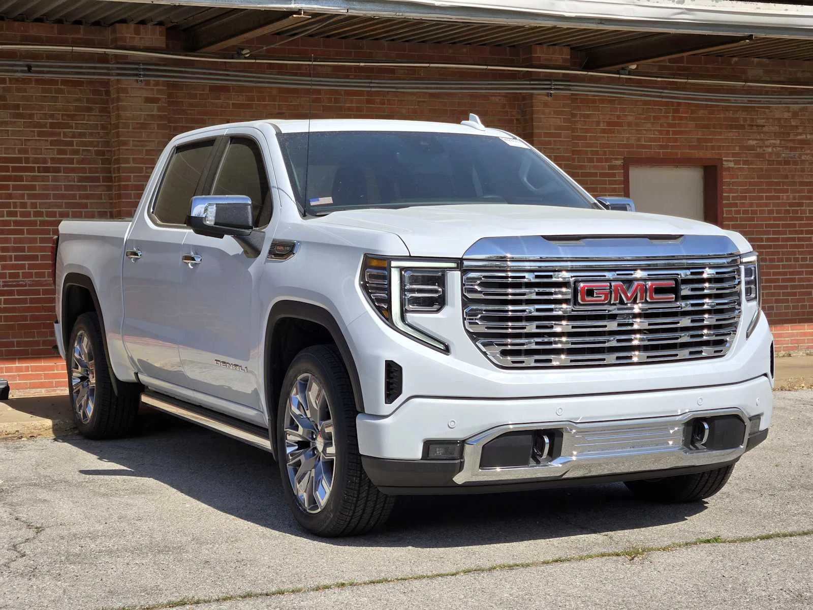 New 2026 Glacier White Tricoat GMC Denali image 2