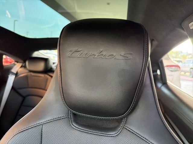 2021 Porsche Taycan Turbo S - Photo 20