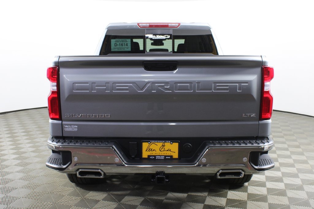 2026 Chevrolet Silverado 1500 LTZ - Photo 6
