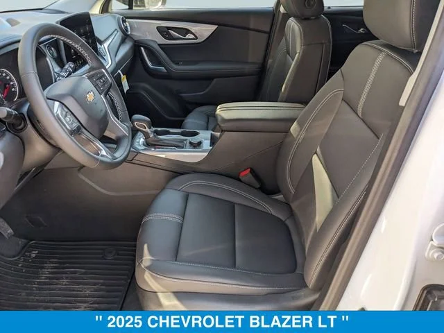 2025 Chevrolet Blazer 3LT - Photo 6