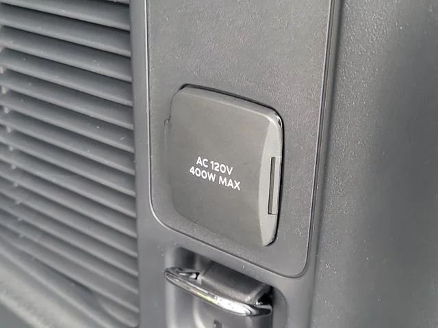 New 2027 Gray Metallic Ford Active image 13
