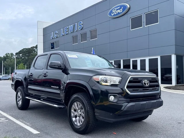 2017 Toyota Tacoma SR5
