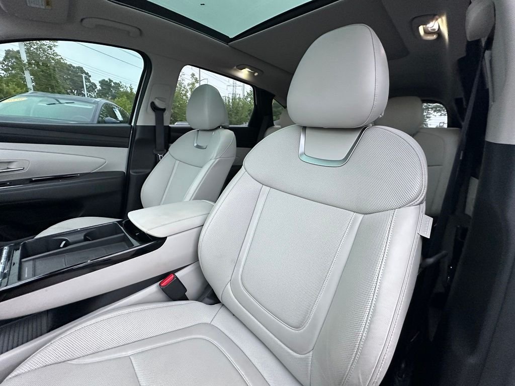 2025 Hyundai Tucson Limited - Photo 11