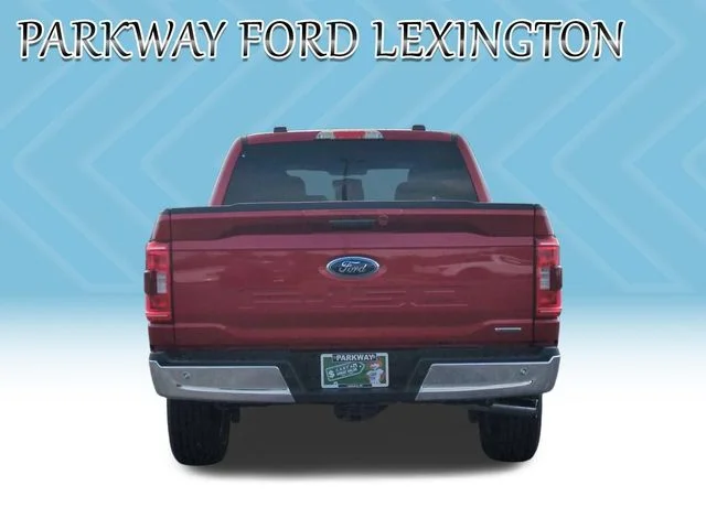 Used 2022 Red Ford XLT image 4