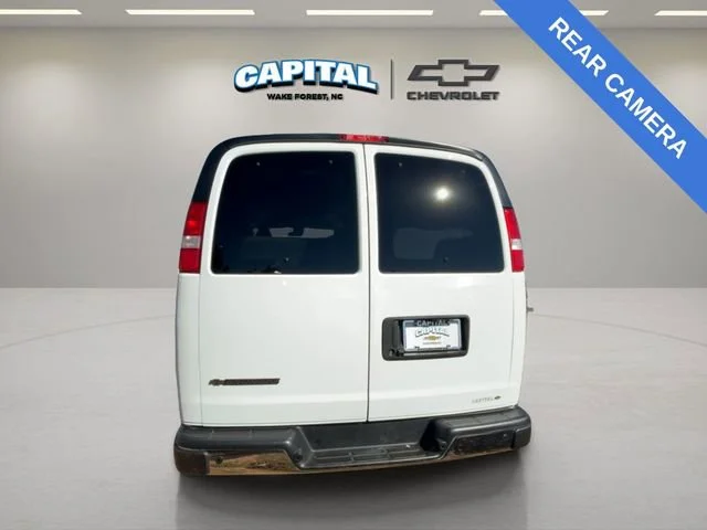 Used 2024 Summit White Chevrolet 1LT image 4