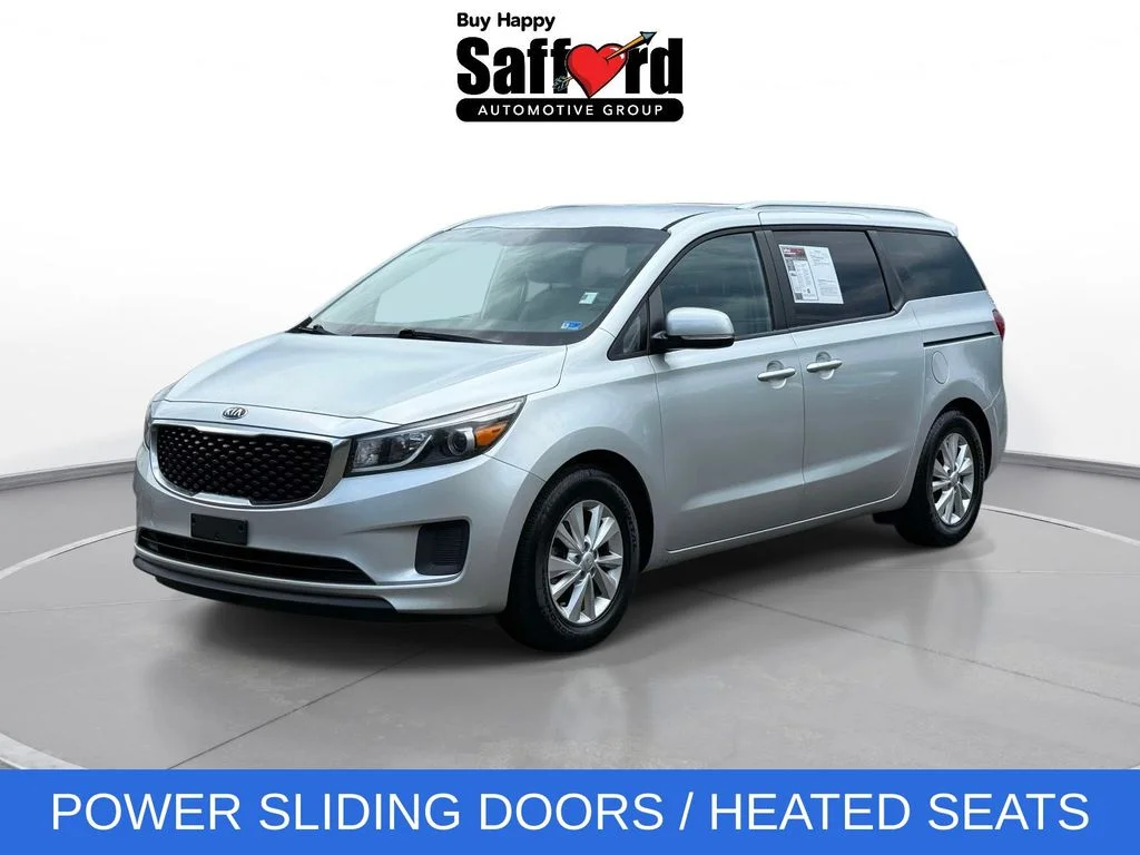 2016 Kia Sedona LX's photo