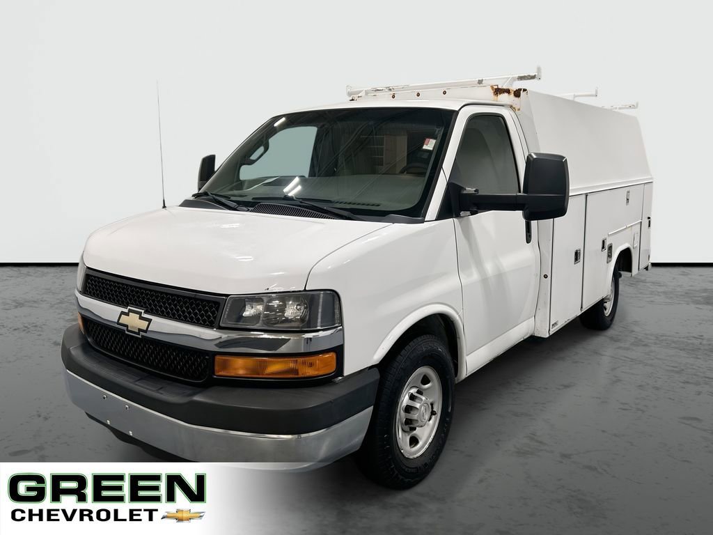 2016 Chevrolet Express 3500 139" WB's photo