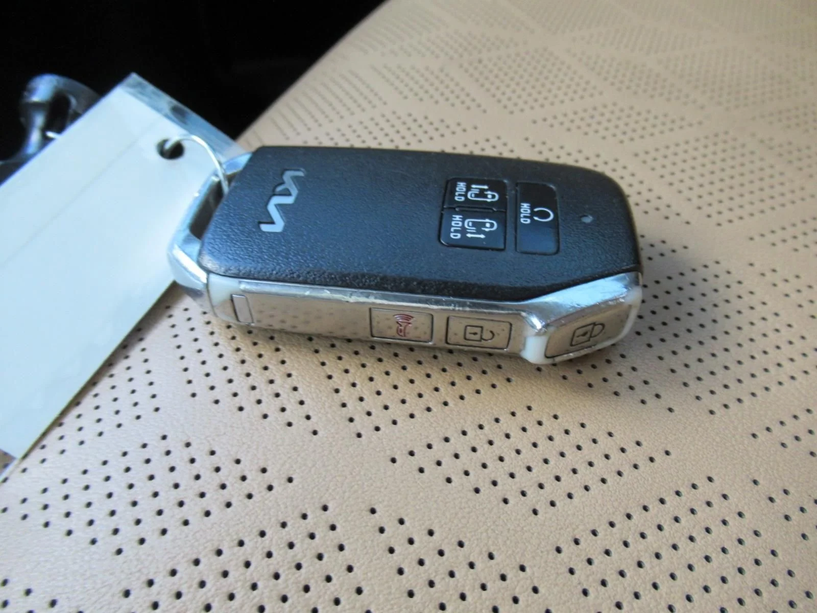 Used 2024 White Kia LX image 29