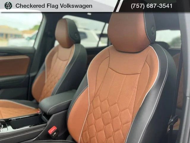 New 2026 White Volkswagen 2.0T SEL R-Line Turbo image 23